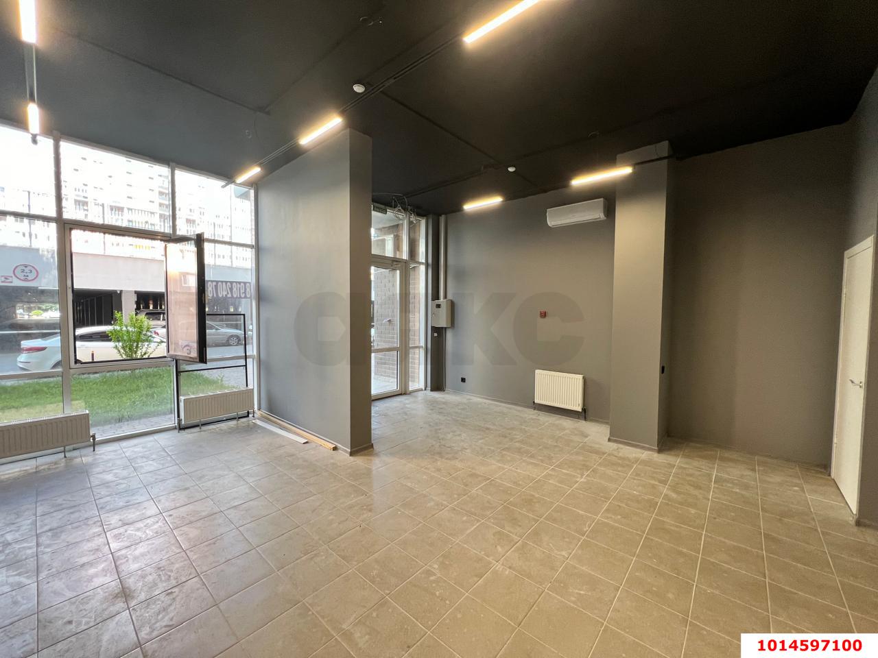 Фото №4: Коммерция 40 м² - Краснодар, Прикубанский внутригородской округ, Россинского, мкр. жилой комплекс Дружный-2, б-р Адмиралтейский, 3к1