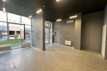 Фото №4: Торговое помещение 41 м² - Краснодар, мкр. жилой комплекс Дружный, б-р Адмиралтейский, 3к1