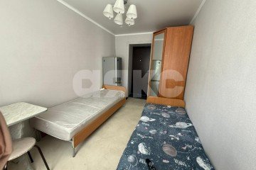 Фото №1: Комната 10 м² - Нижнекамск, мкр. квартал СУЗ, ул. 30 лет Победы, 7