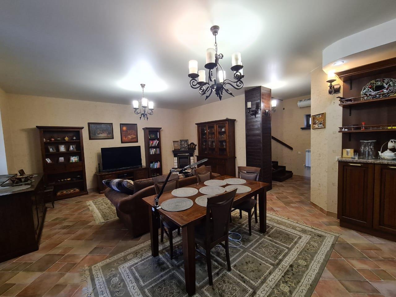 Фото №2: Дом 112 м² + 1.8 сот. - Ленина, мкр. Карасунский внутригородской округ, ул. Буковая, 18