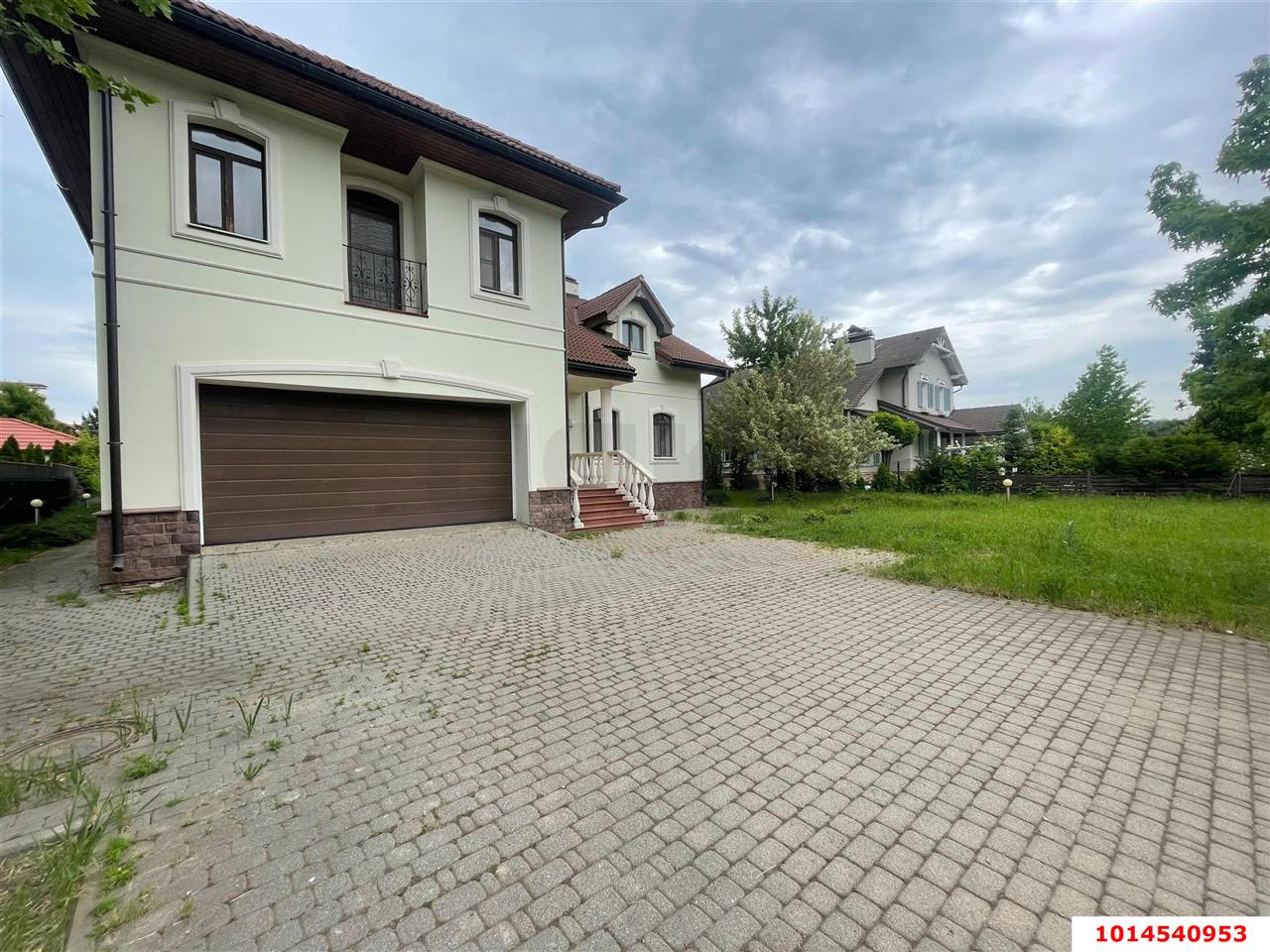 Фото №1: Дом 402 м² + 10.3 сот. - Краснодар, Прикубанский внутригородской округ, мкр. Немецкая Деревня, ул. Гамбургская, 19