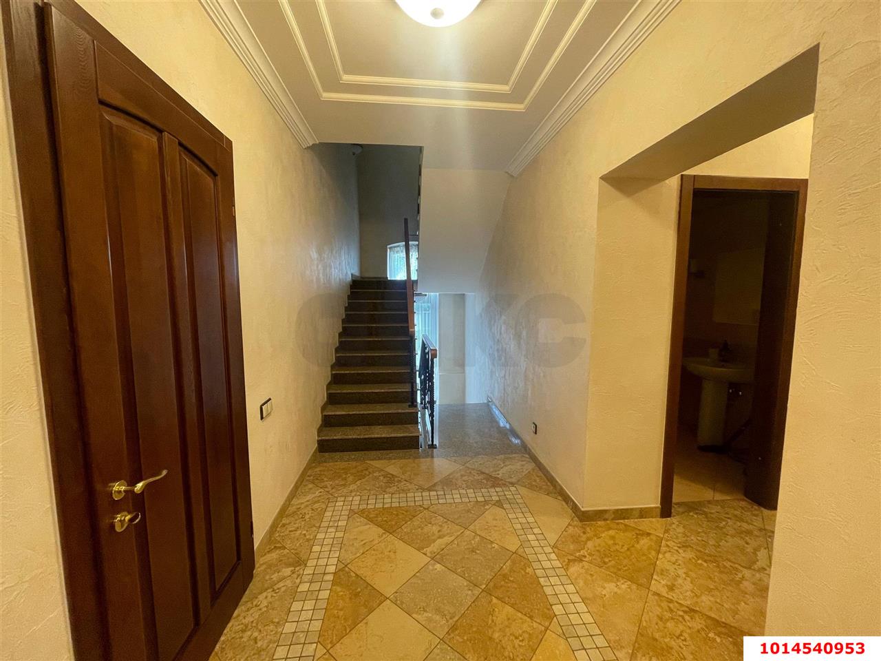 Фото №10: Дом 402 м² + 10.3 сот. - Краснодар, Прикубанский внутригородской округ, мкр. Немецкая Деревня, ул. Гамбургская, 19