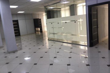 Фото №3: Офисное помещение 125 м² - Краснодар, мкр. Западный внутригородской округ, ул. Красных Партизан, 178