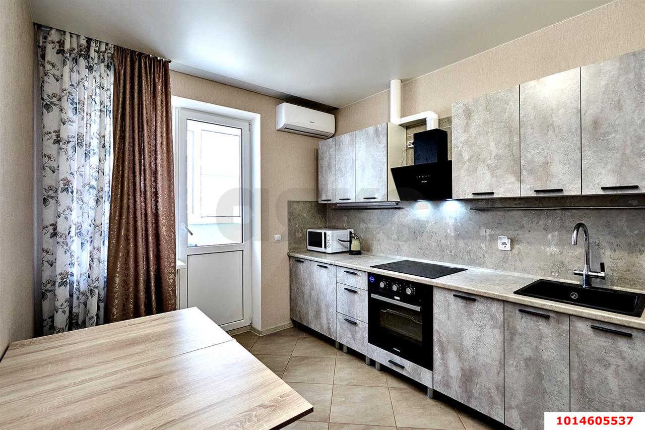 Фото №1: 2-комнатная квартира 52 м² - Краснодар, Славянский, ул. Красных Партизан, 1/4к16