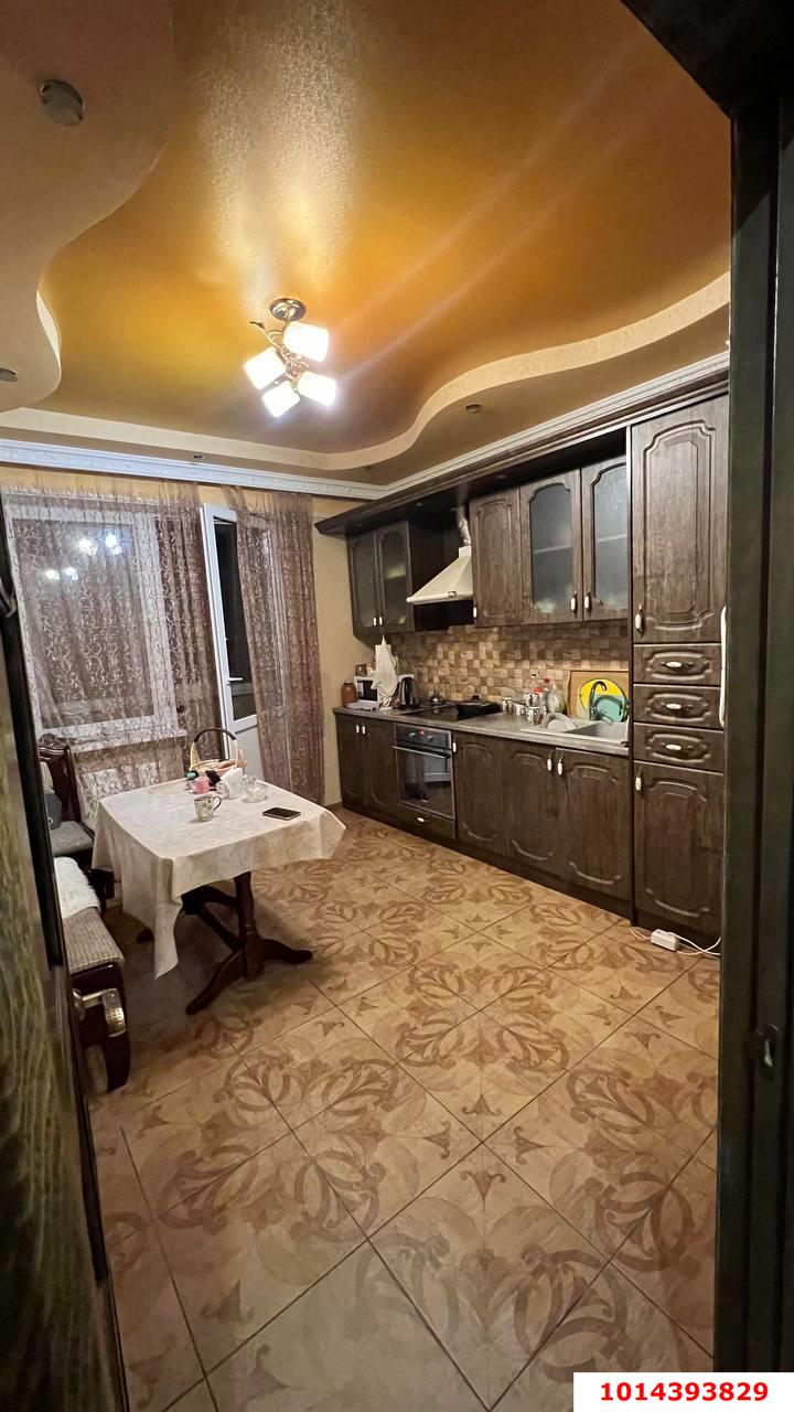 Фото №1: 2-комнатная квартира 58 м² - Ленина, территория ДНТ Виктория, ул. Краснодарская, 1