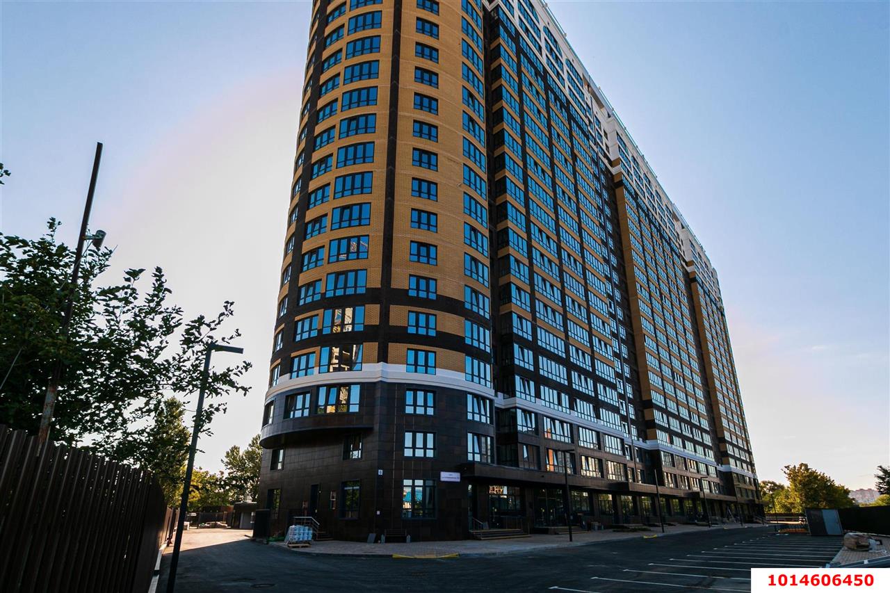 Фото №3: 3-комнатная квартира 93 м² - Краснодар, жилой комплекс Фамилия, ул. Старокубанская, 124