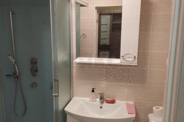Фото №1: 1-комнатная квартира 41 м² - Калининская, ул. Коминтерна, 7