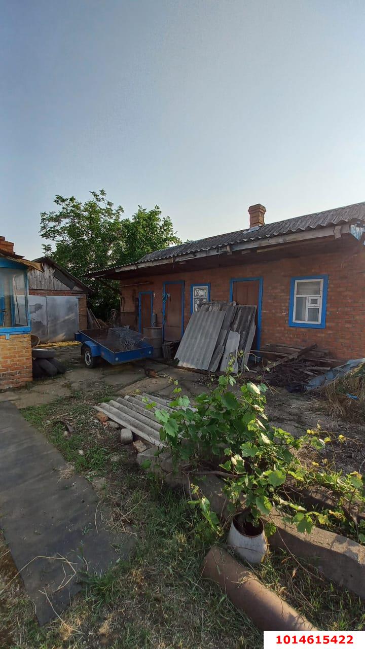 Фото №1: Дом 56 м² + 10 сот. - Выселки, квартал Суворовка, ул. Советская, 78