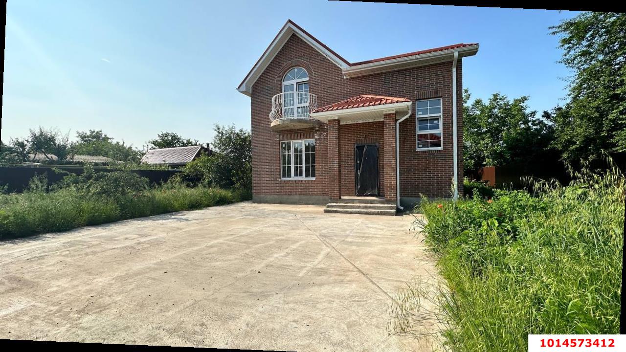 Фото №1: Дом 152 м² + 6 сот. - СНТ Лекраспромовец, мкр. Прикубанский внутригородской округ, ул. Центральная, 21