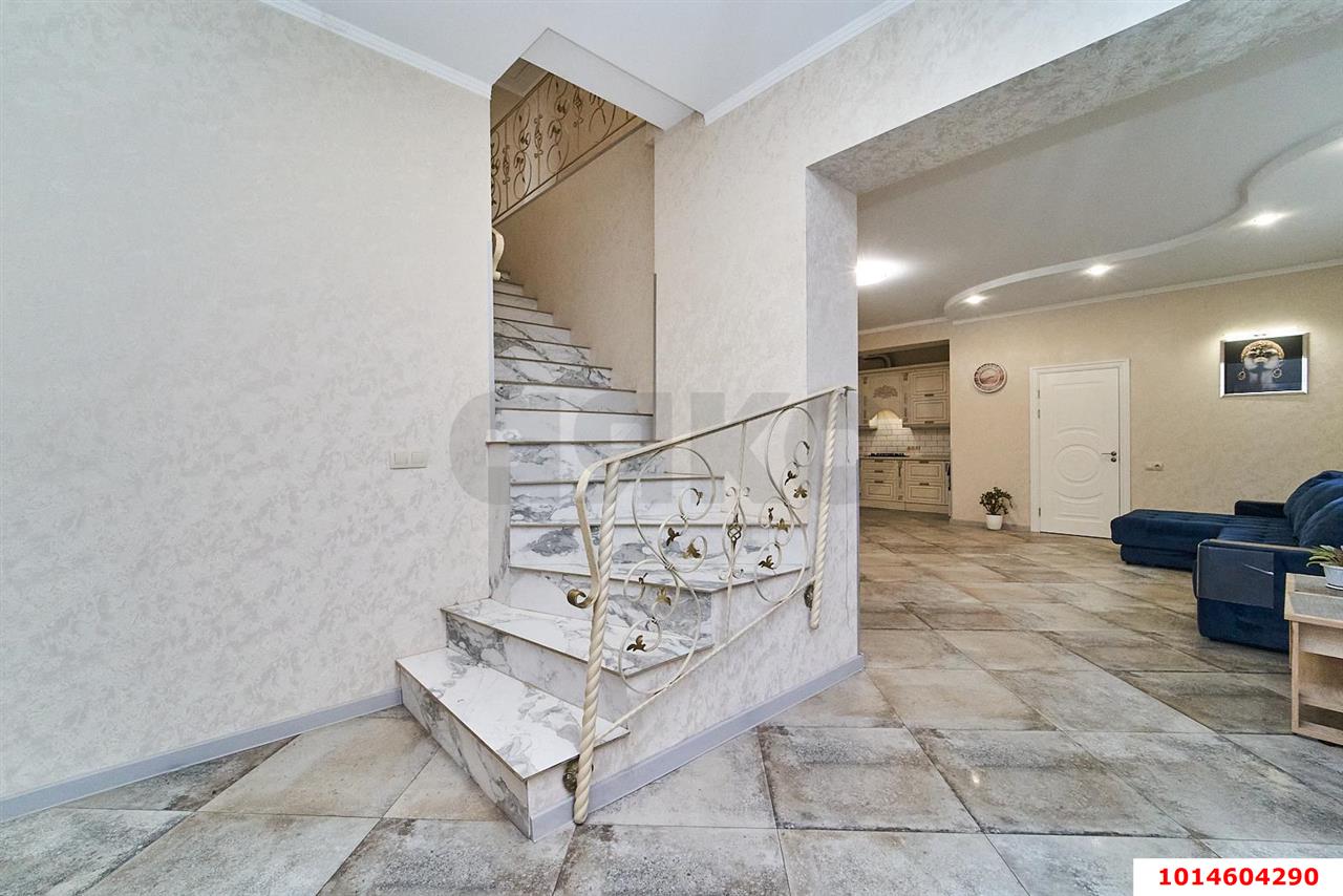 Фото №6: Дом 230 м² + 3 сот. - Краснодар, Прикубанский внутригородской округ, Микрохирургии глаза, мкр. СНТ № 1, ул. Персиковая, 511