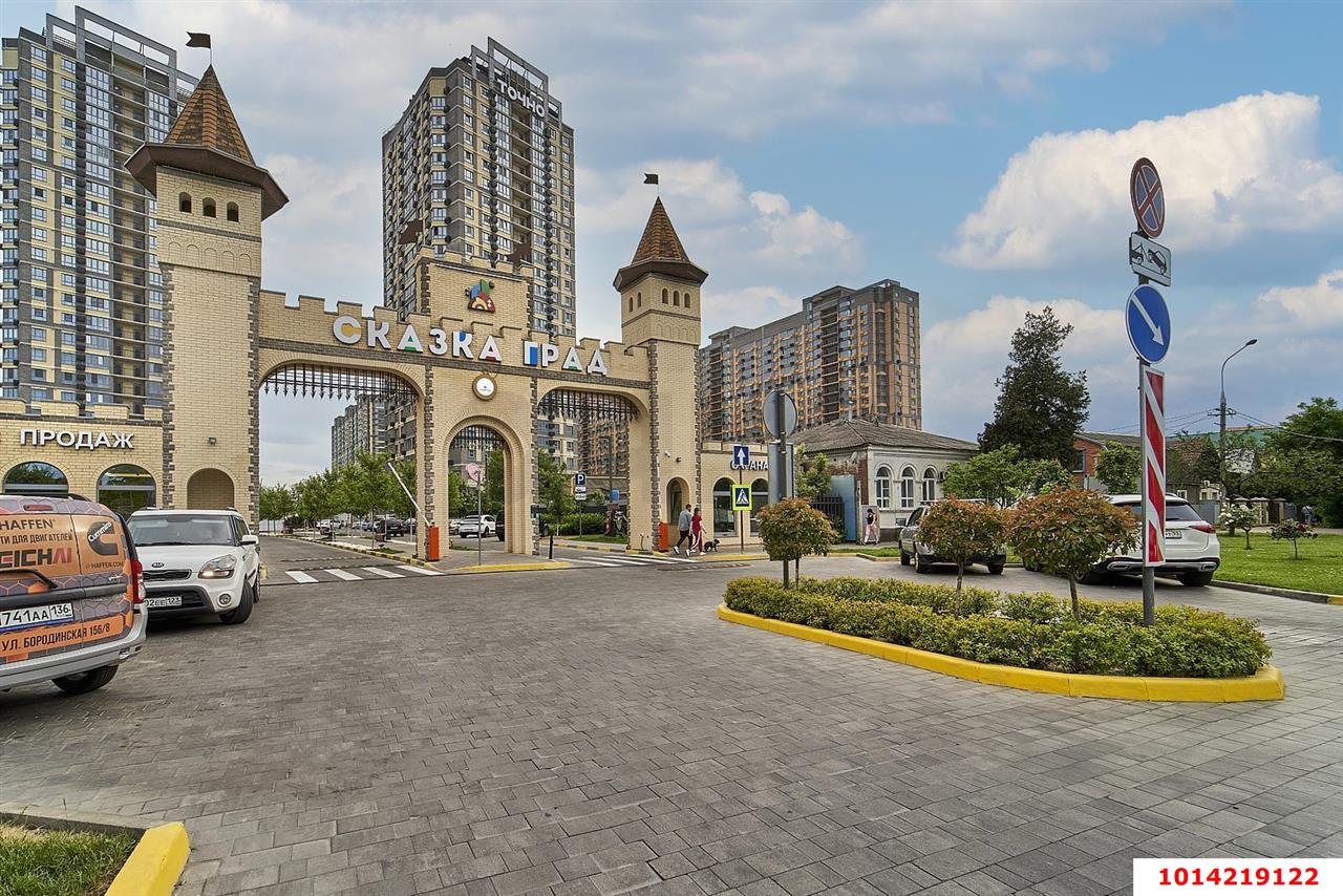 Фото №15: Торговое помещение 44 м² - Краснодар, жилой комплекс Сказка Град, ул. имени В.Н. Мачуги, 166Ак1