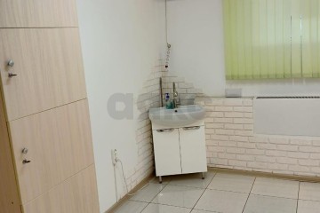 Фото №4: Офисное помещение 40 м² - Краснодар, мкр. Завод Измерительных Приборов, ул. Зиповская, 39