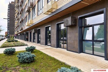 Фото №1: Торговое помещение 52 м² - Краснодар, мкр. 9-й километр, ул. Ярославская, 115