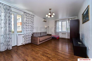 Фото №1: 1-комнатная квартира 50 м² - Краснодар, мкр. Восточно-Кругликовский, ул. им. Героя Яцкова И.В., 2
