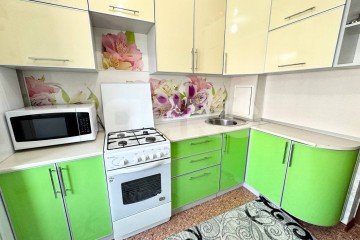 Фото №2: 3-комнатная квартира 65 м² - Нижнекамск, мкр. 31-й, ул. Сююмбике, 9