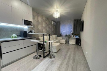 Фото №1: 1-комнатная квартира 50 м² - Краснодар, мкр. имени Петра Метальникова, ул. Петра Метальникова, 5к3