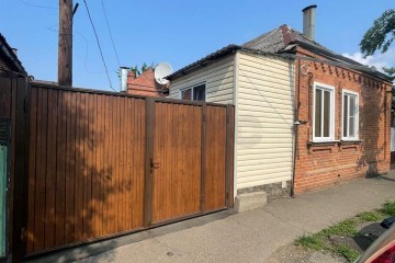 Фото №1: Часть дома 35 м² - Краснодар, мкр. Дубинка, ул. Таманская, 81