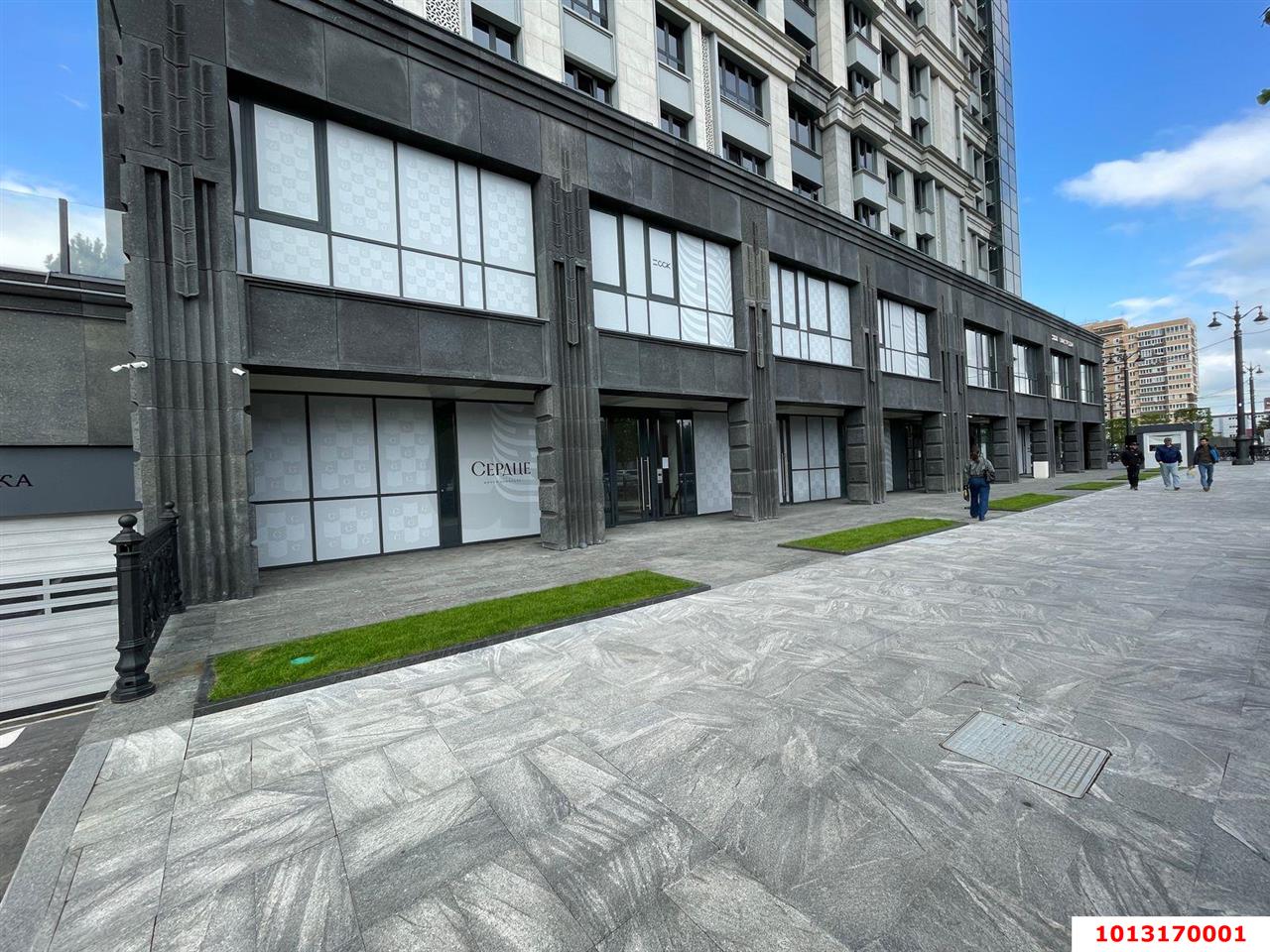 Фото №1: Торговое помещение 300 м² - Краснодар, Школьный, ул. Школьная, 1