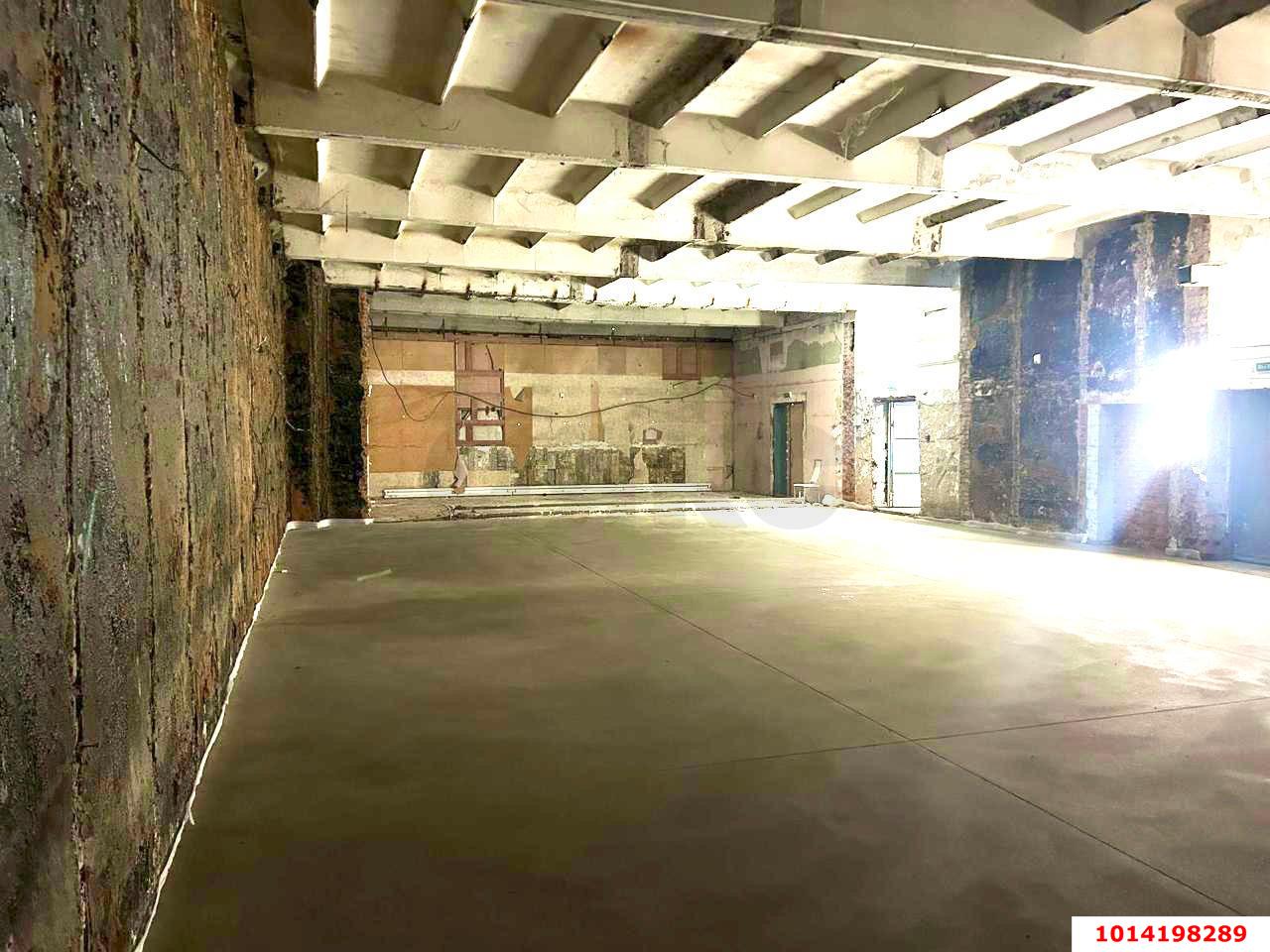 Фото №2: Коммерция 270 м² - Краснодар, Прикубанский внутригородской округ, мкр. Фестивальный, ул. имени Тургенева, 155