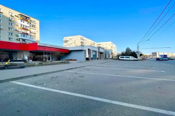 Фото №1: Коммерция 270 м² - Краснодар, мкр. Фестивальный, ул. имени Тургенева, 155