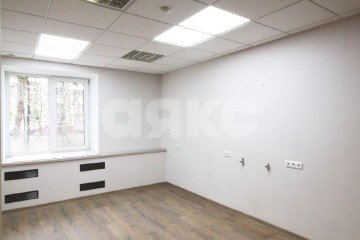Фото №4: Коммерция 80 м² - Москва, мкр. 14-й квартал, пр-кт Ленинский, 82/2