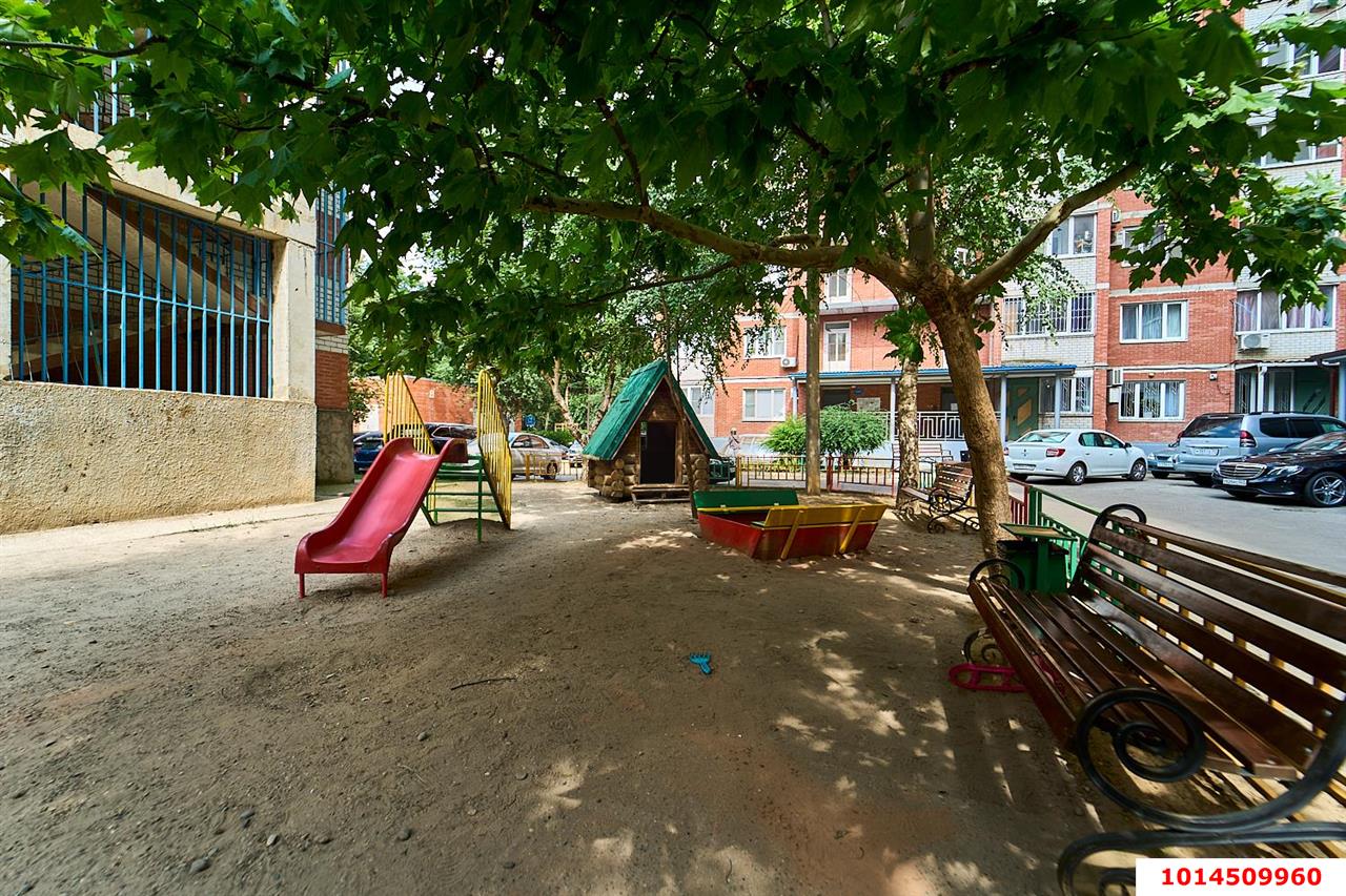 Фото №30: 3-комнатная квартира 180 м² - Краснодар, Западный внутригородской округ, ул. Офицерская, 45