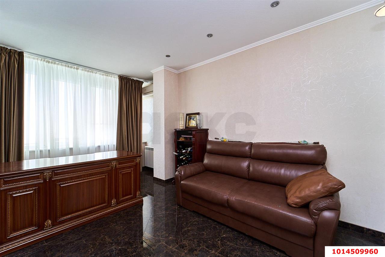 Фото №9: 3-комнатная квартира 180 м² - Краснодар, Западный внутригородской округ, ул. Офицерская, 45