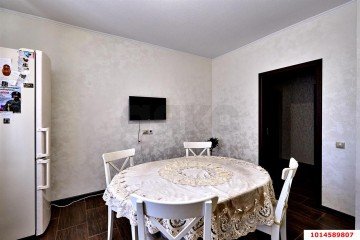 Фото №3: 2-комнатная квартира 85 м² - Краснодар, мкр. Юбилейный, б-р Платановый, 4