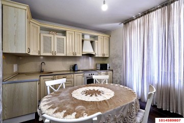 Фото №1: 2-комнатная квартира 85 м² - Краснодар, мкр. Юбилейный, б-р Платановый, 4