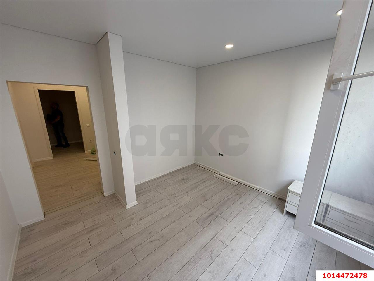 Фото №1: 1-комнатная квартира 27 м² - Краснодар, Прикубанский внутригородской округ, Калинино, имени Петра Метальникова, мкр. ЖК Арбатский, ул. Цезаря Куникова, 18лит4