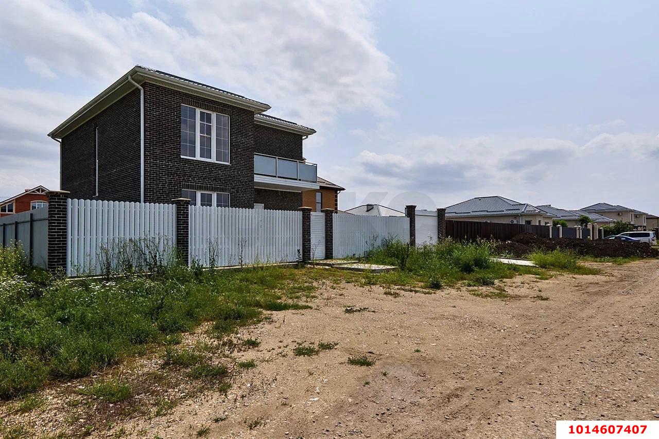 Фото №4: Дом 161 м² + 4 сот. - Краснодар, Прикубанский внутригородской округ, мкр. Тихая Поляна, ул. Бургундская, 44