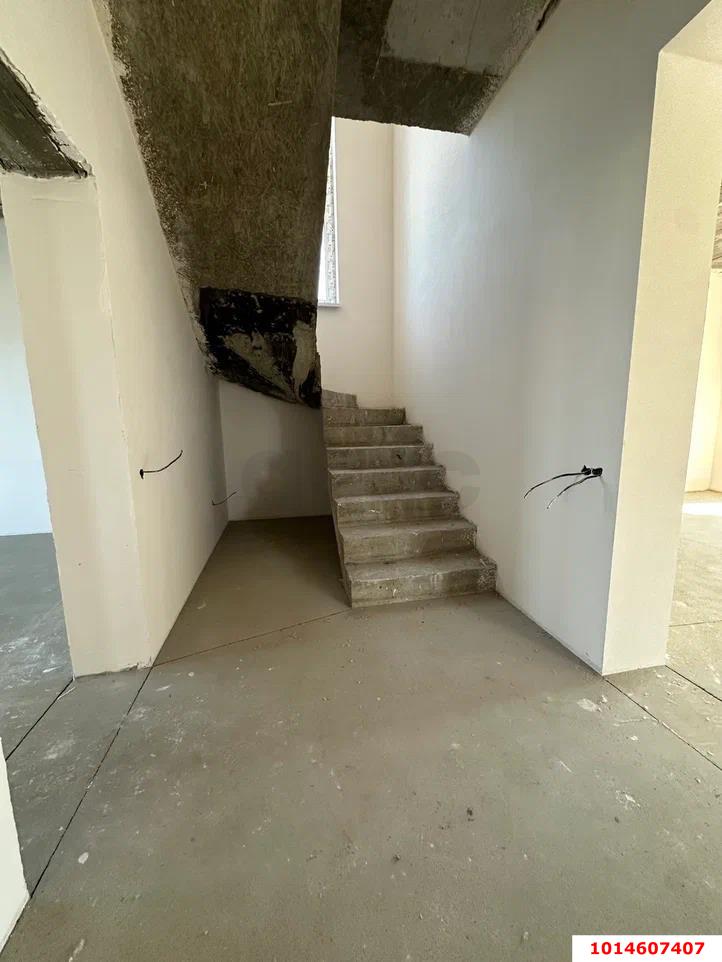 Фото №14: Дом 161 м² + 4 сот. - Краснодар, Прикубанский внутригородской округ, мкр. Тихая Поляна, ул. Бургундская, 44