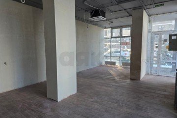 Фото №5: Торговое помещение 81 м² - Краснодар, мкр. жилой комплекс Дружный-2, б-р Адмиралтейский, 3