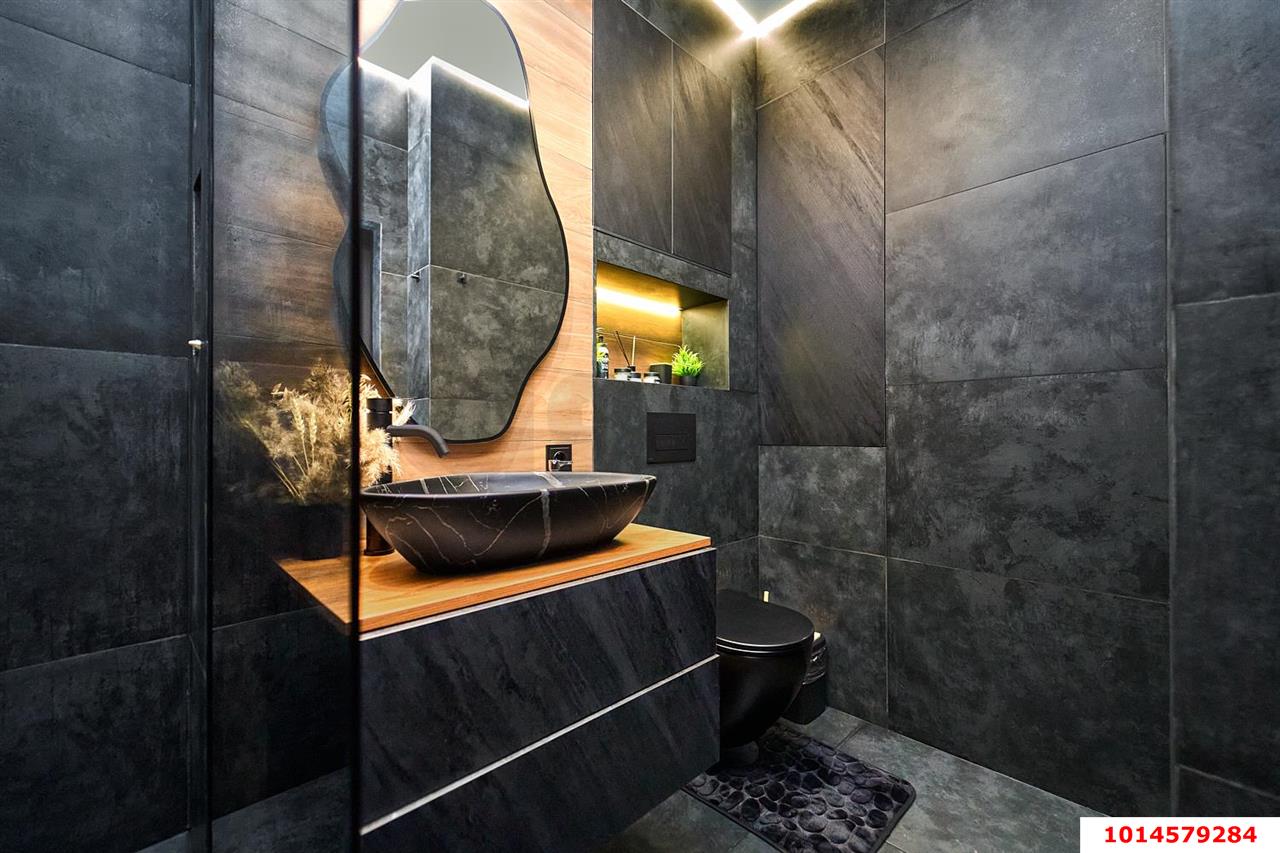 Фото №1: 2-комнатная квартира 70 м² - Краснодар, Западный внутригородской округ, ул. Кожевенная, 22