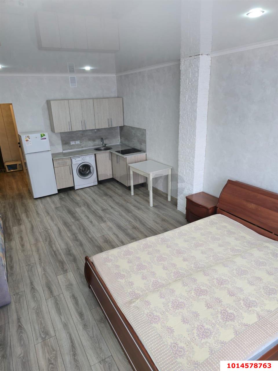 Фото №1: Студия 40 м² - Краснодар, Музыкальный, ул. имени Сергея Есенина, 104