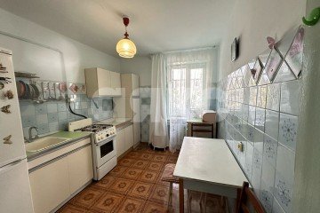 Фото №1: 2-комнатная квартира 51 м² - Майкоп, мкр. Центр, ул. Адыгейская, 16