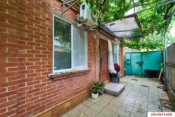 Фото №1: Часть дома 146 м² - Краснодар, мкр. Славянский, ул. имени Толстого, 9