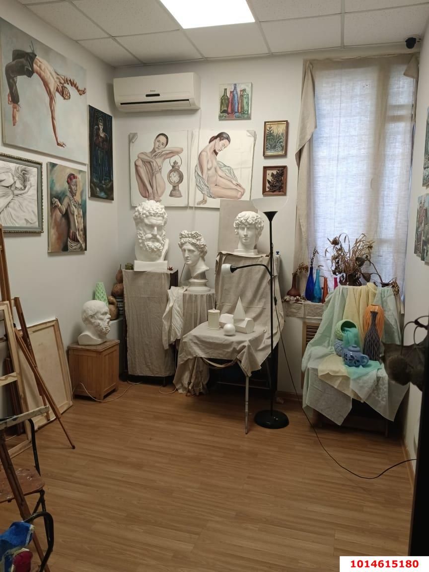 Фото №2: Торговое помещение 42 м² - Краснодар, Черёмушки, пр-д 1-й Вишнёвый, 3