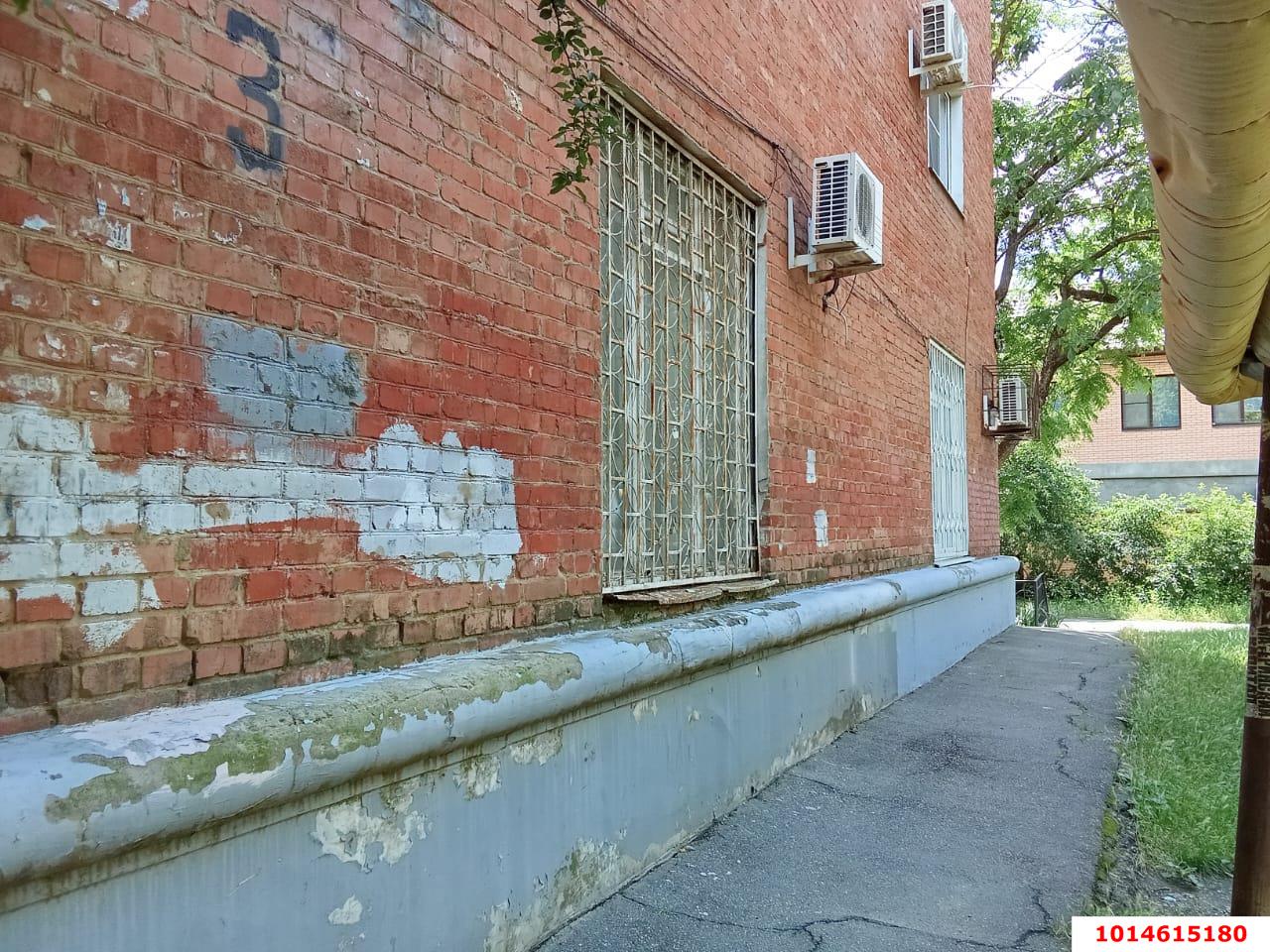 Фото №11: Торговое помещение 42 м² - Краснодар, Черёмушки, пр-д 1-й Вишнёвый, 3