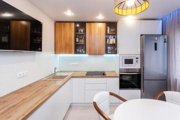 Фото №1: 2-комнатная квартира 70 м² - Краснодар, мкр. Завод Измерительных Приборов, ул. Карякина, 5к1