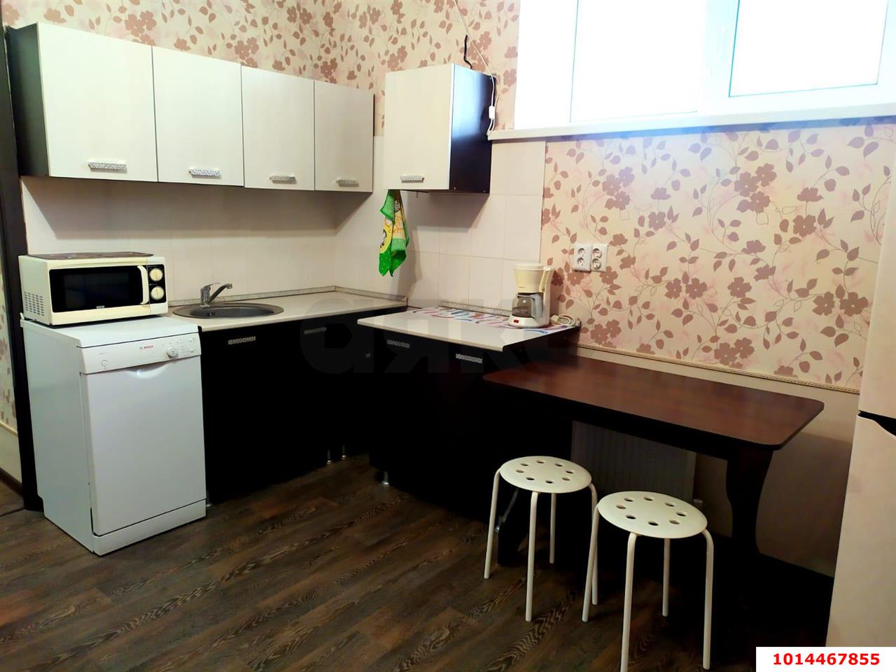 Фото №1: Студия 26 м² - Краснодар, Прикубанский внутригородской округ, Завод Радиоизмерительных Приборов, имени Петра Метальникова, жилой комплекс Лучезарный, мкр. Музыкальный, ул. имени Сергея Есенина, 149