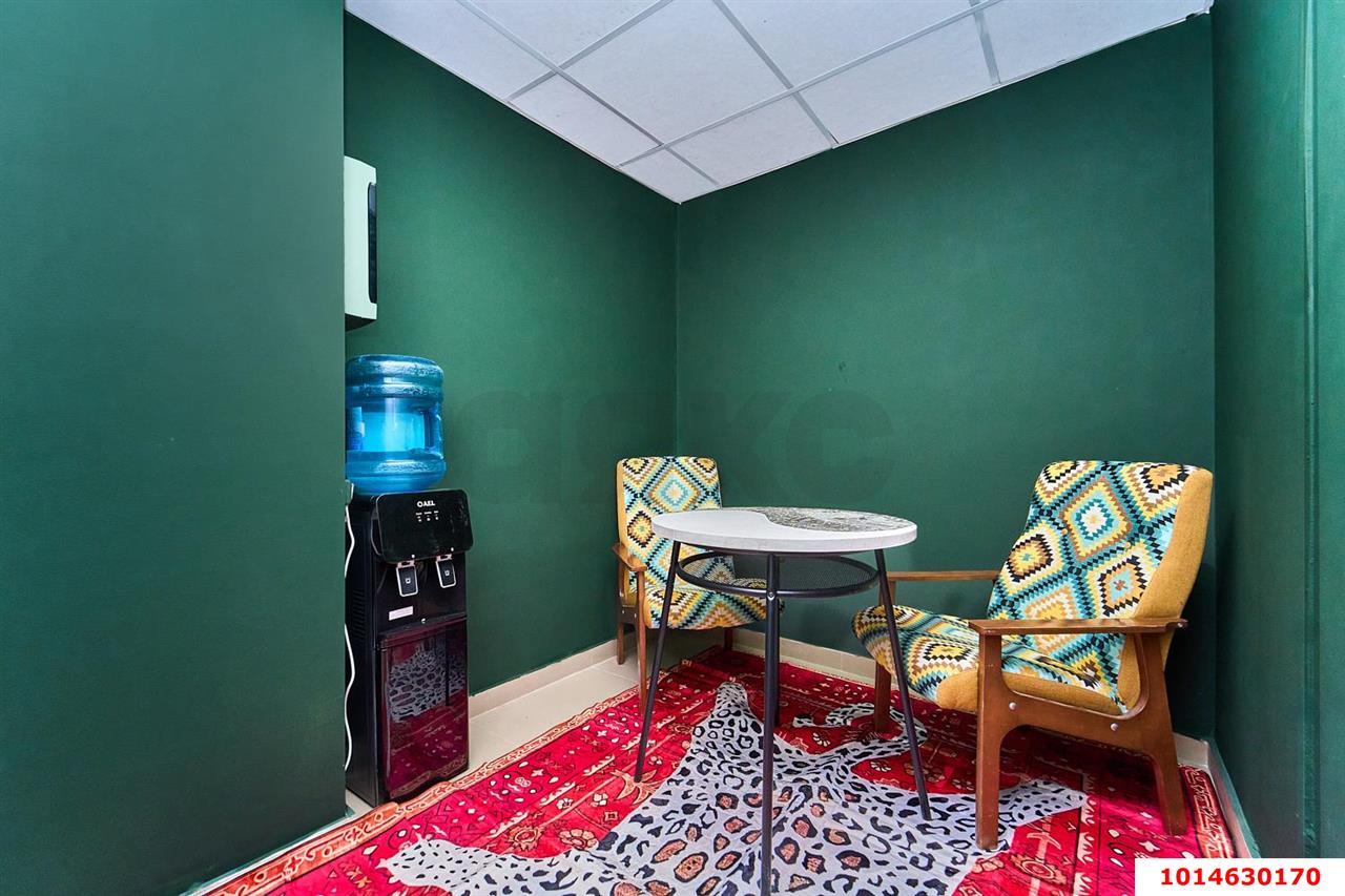Фото №4: Торговое помещение 57 м² - Краснодар, Солнечный, ул. Архитектора Ишунина, 6