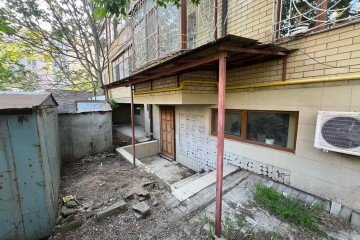 Фото №3: Торговое помещение 300 м² - Краснодар, мкр. Центральный, ул. Заводская, 19