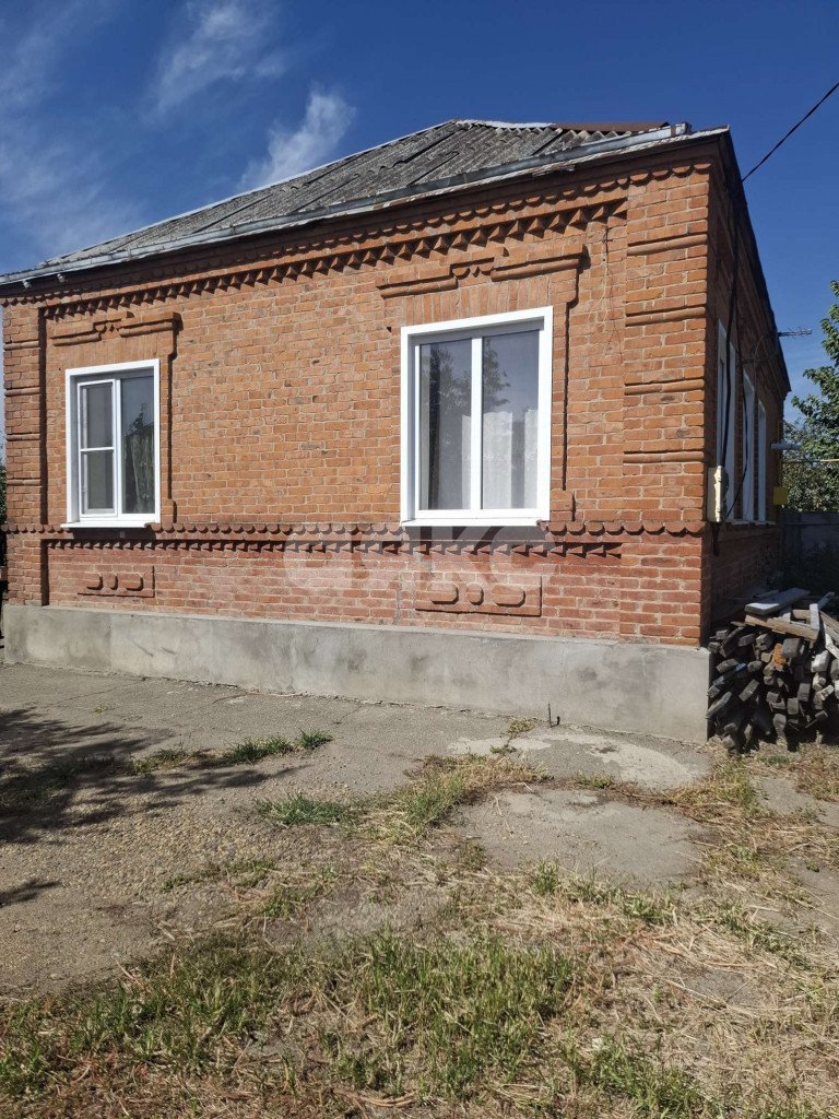 Фото №2: Дом 46 м² + 1329 сот. - Новокубанск, ул. Сочинская, 12