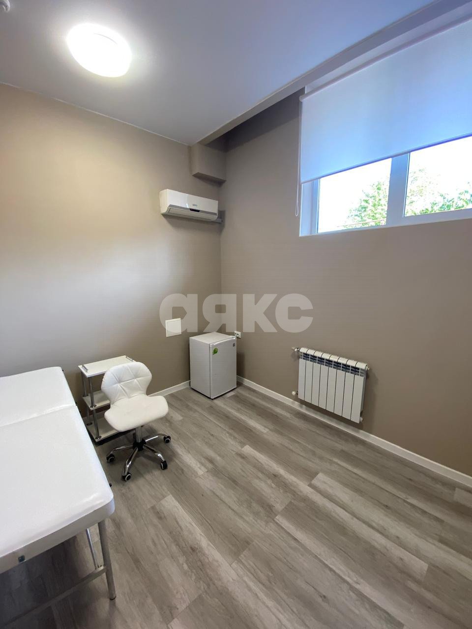 Фото №2: Коммерция 180 м² - Ростов-на-Дону, Нахичевань, ул. 16-я Линия, 61/30