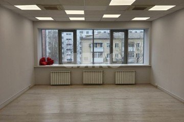 Фото №4: Коммерция 1293 м² - Ростов-на-Дону, р. Кировский, ул. Красноармейская, 129