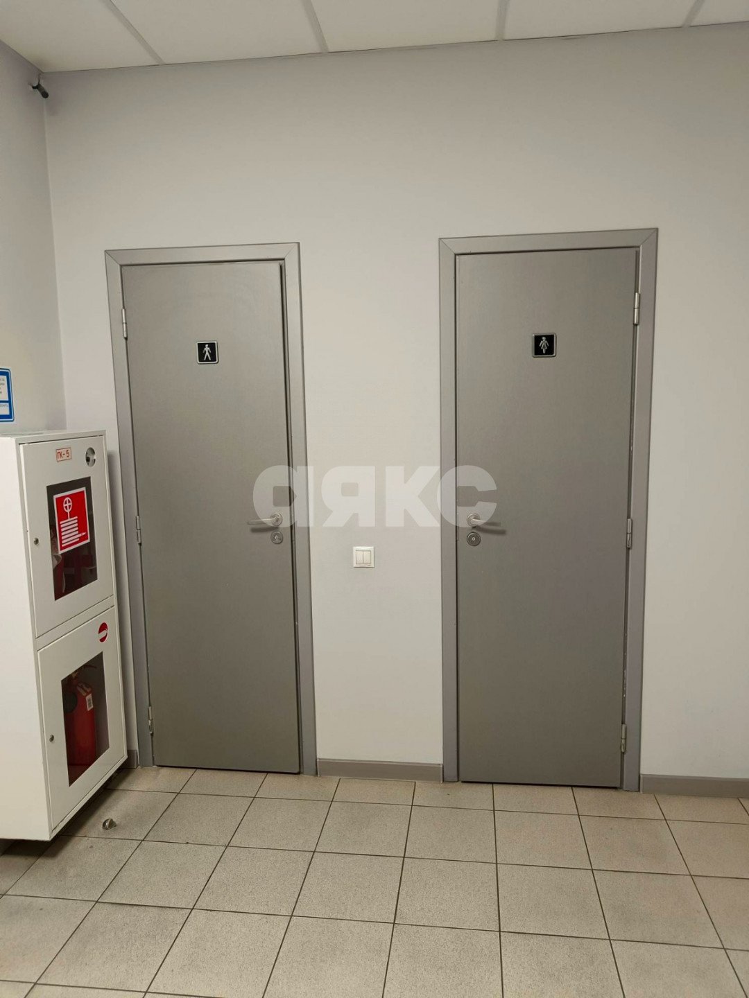 Фото №10: Коммерция 1293 м² - Ростов-на-Дону, Кировский, ул. Красноармейская, 129