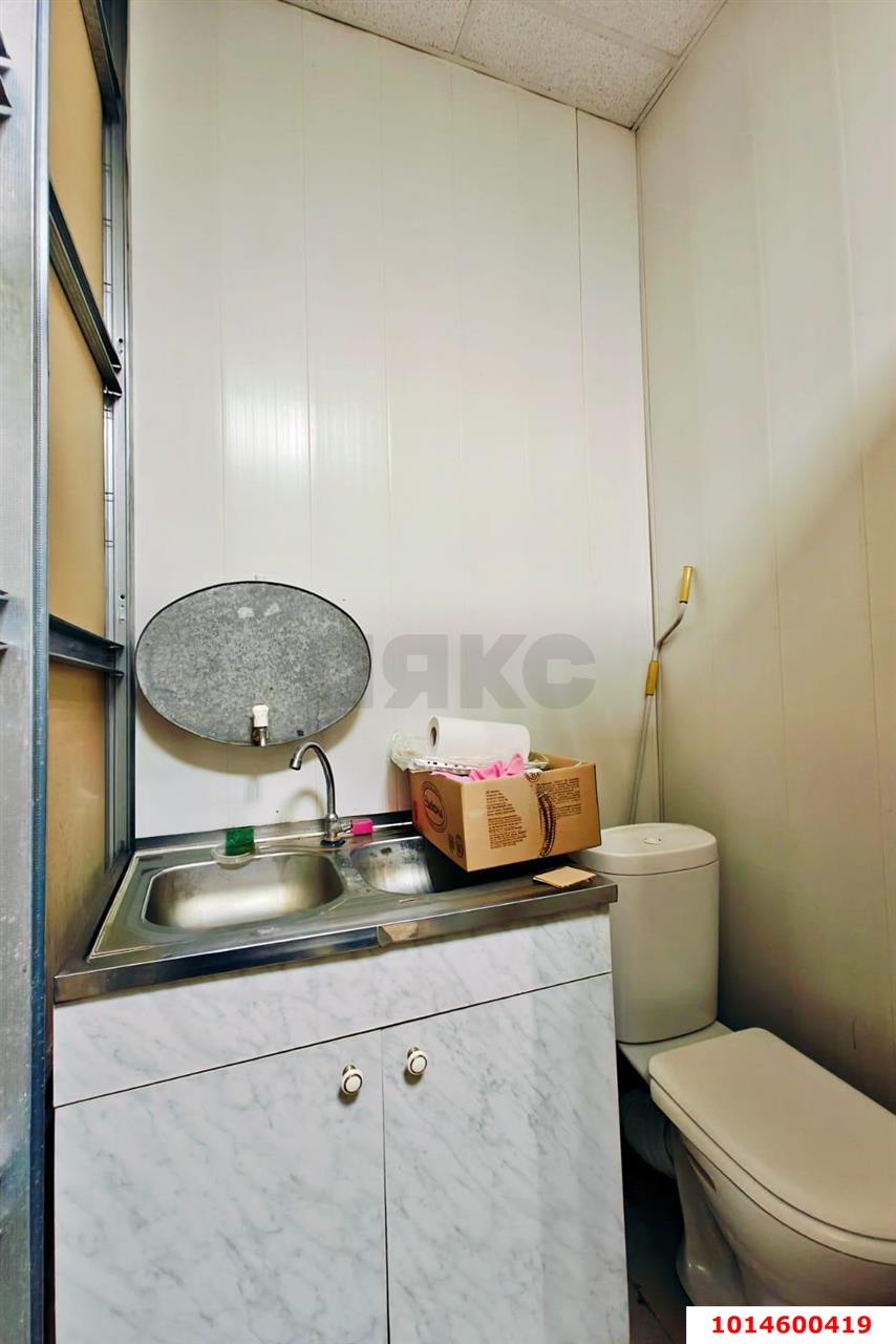 Фото №10: Торговое помещение 40 м² - Краснодар, Центральный, ул. Красноармейская, 62