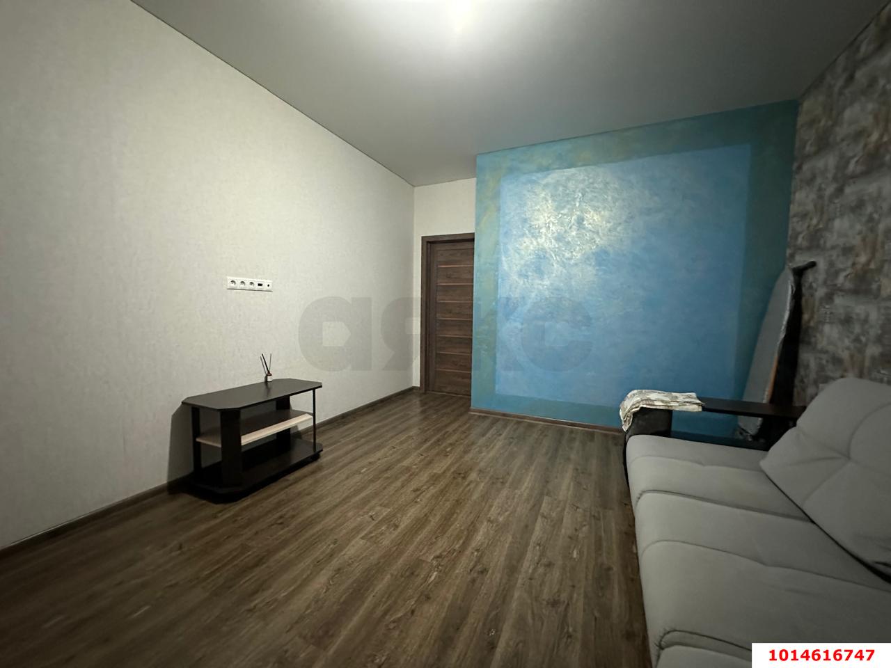 Фото №6: 3-комнатная квартира 70 м² - Краснодар, жилой комплекс Красная площадь, ул. Кореновская, 57к2