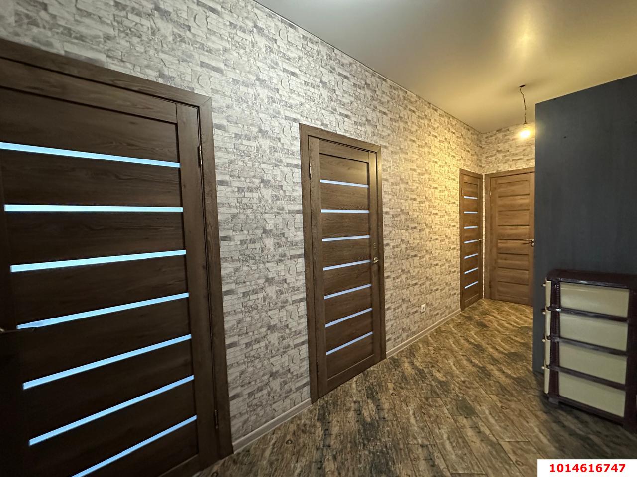 Фото №12: 3-комнатная квартира 70 м² - Краснодар, жилой комплекс Красная площадь, ул. Кореновская, 57к2